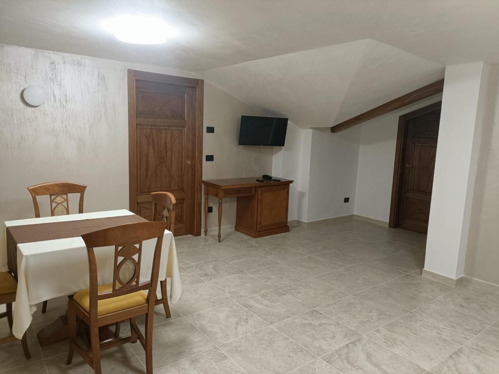 Tenuta Rosa - Gastronomia E Relax Montesano Scalo エクステリア 写真